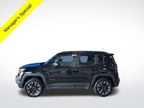 Used 2023 Jeep Renegade Latitude image 16