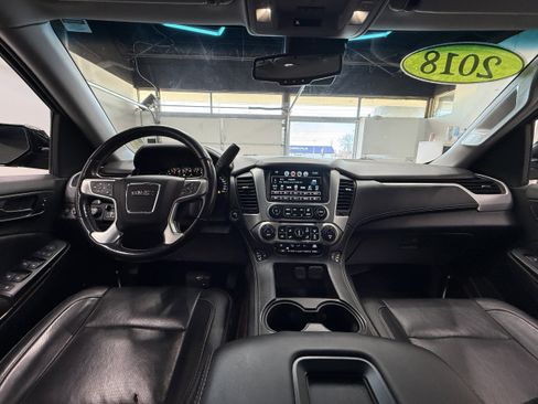 Used 2018 GMC Yukon SLT image 13