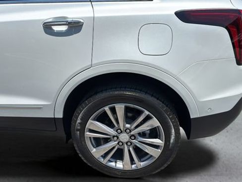 Used 2025 Cadillac XT5 Premium Luxury w/ Technology Package FWD image 36