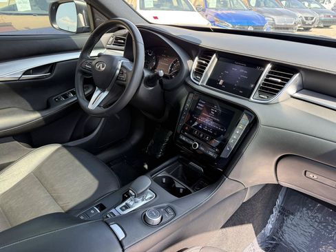 Used 2021 INFINITI QX50 Luxe w/ Appearance Package FWD image 20