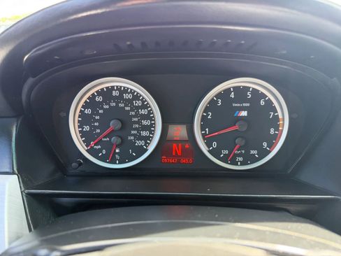 Used 2006 BMW M5 RWD image 23