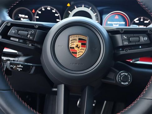 Used 2021 Porsche 911 Carrera image 21