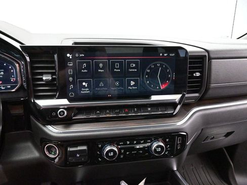 Used 2023 GMC Sierra 1500 SLT w/ SLT Convenience Package AWD/4WD image 22