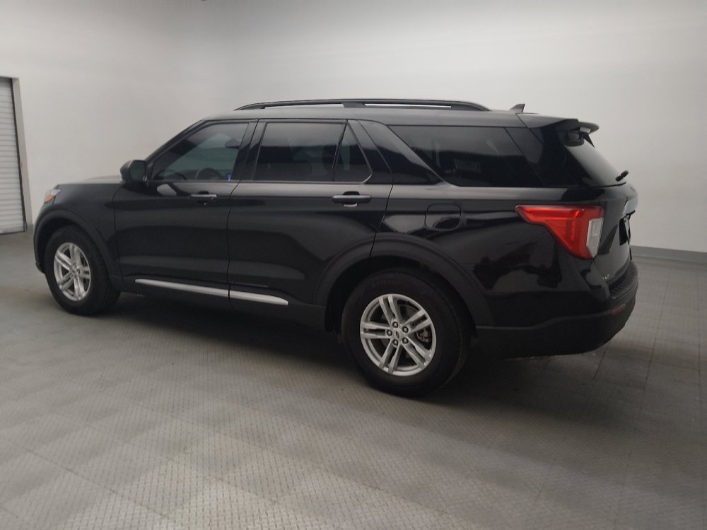 Used 2023 Ford Explorer XLT RWD image 3