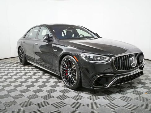 Used 2025 Mercedes-Benz S 63 AMG S image 30