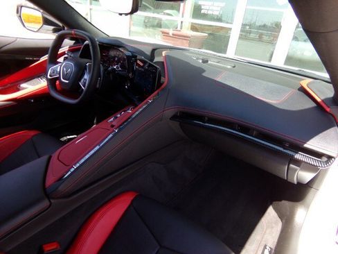 Used 2024 Chevrolet Corvette Stingray Preferred Cpe w/ Z51 Performance Package RWD image 27