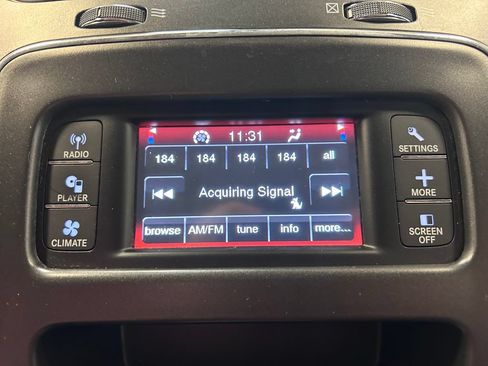 Used 2018 Dodge Journey SE w/ Connectivity Group FWD image 14