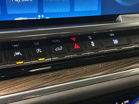 Certified 2024 Chevrolet Silverado 1500 LT image 39