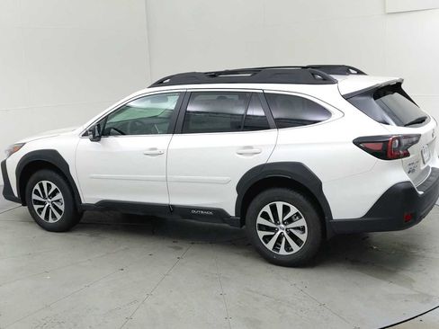 New 2025 Subaru Outback Premium image 7