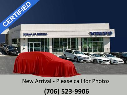 Used 2025 Volvo XC60 B5 Plus w/ Protection Package Premier