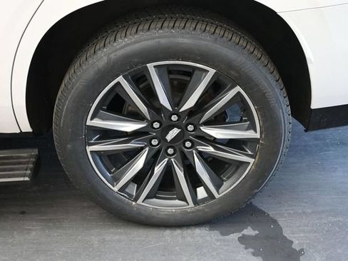 Used 2024 Cadillac Escalade Sport Platinum w/ LPO, Floor Liner Package AWD/4WD image 12