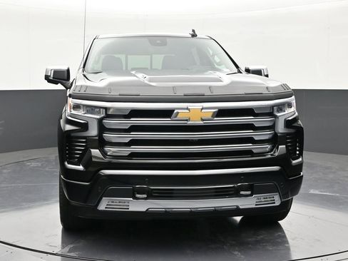 Used 2026 Chevrolet Silverado 1500 High Country AWD/4WD image 8
