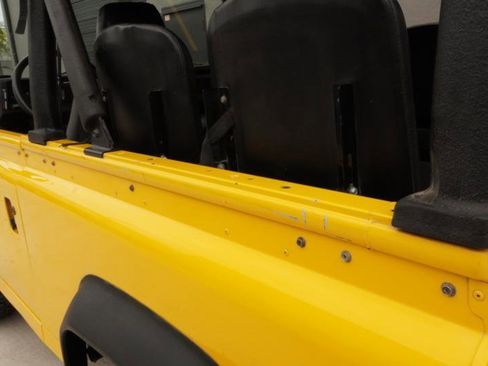 Used 1994 Land Rover Defender 90 image 53