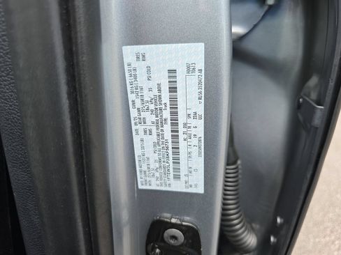 Used 2025 Ford F150 XLT AWD/4WD image 36