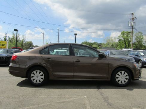 Used 2015 Volkswagen Jetta S FWD image 6