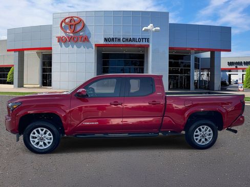 Used 2024 Toyota Tacoma SR5 RWD image 5