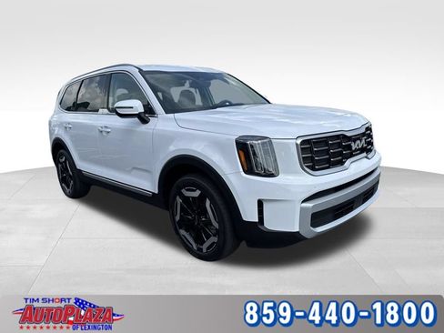 Used 2025 Kia Telluride S FWD image 8
