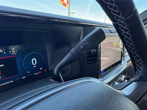 New 2025 Ford F250 Lariat w/ FX4 Off-Road Package image 28