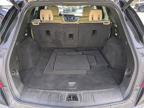 Used 2017 Cadillac XT5 FWD image 12