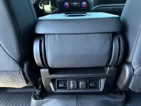 Used 2023 Chevrolet Silverado 2500 LT w/ Convenience Package AWD/4WD image 19