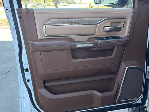 Used 2020 RAM 3500 Limited image 13