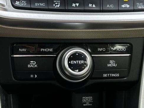 Used 2014 Honda Accord Touring image 22