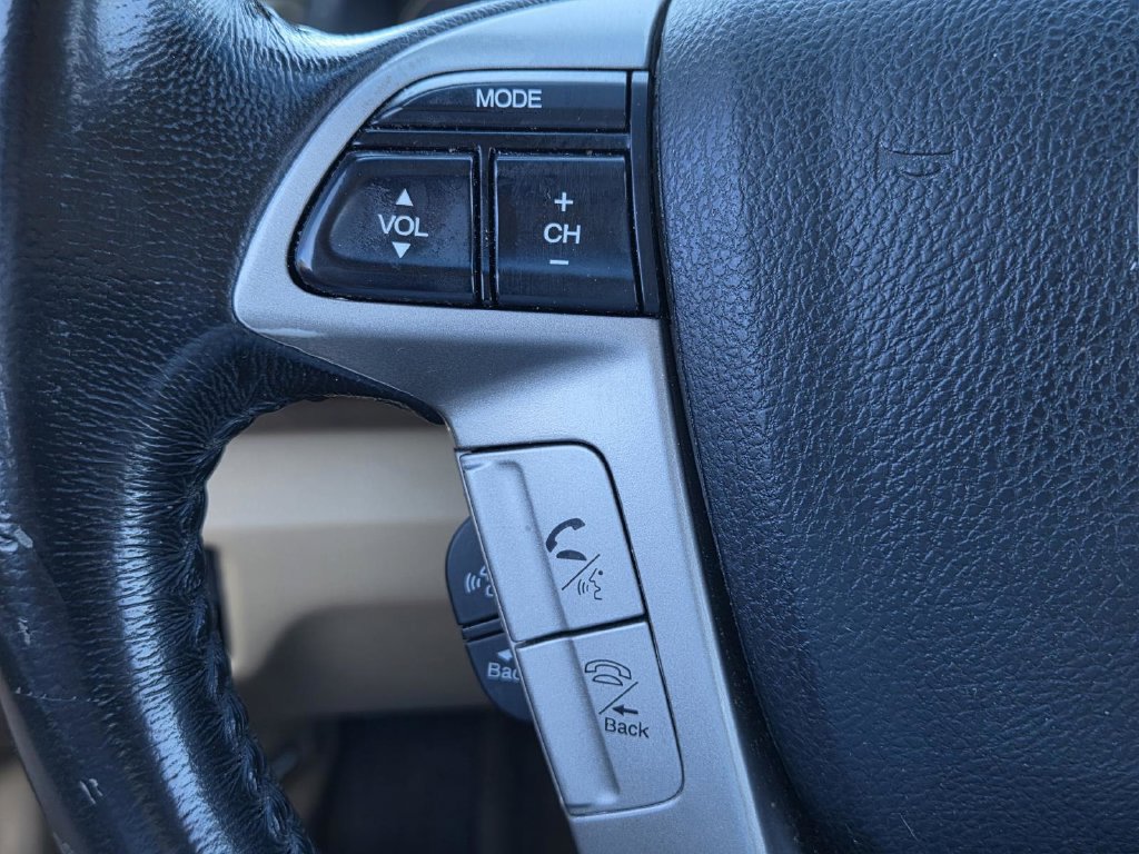 Used 2010 Honda Accord EX-L image 18