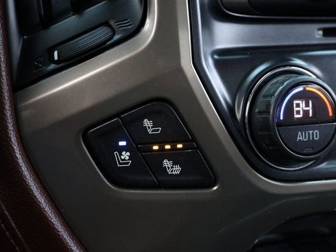 Used 2016 Chevrolet Silverado 3500 High Country w/ Duramax Plus Package image 28