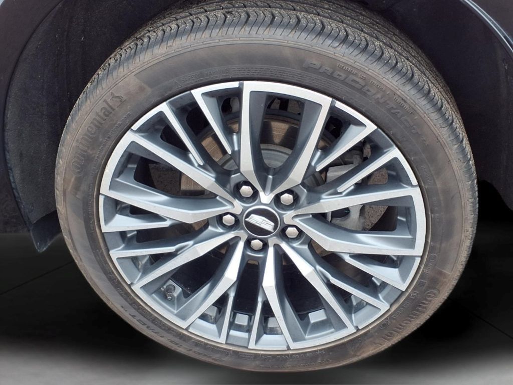 Used 2024 Cadillac XT4 Sport AWD/4WD image 8