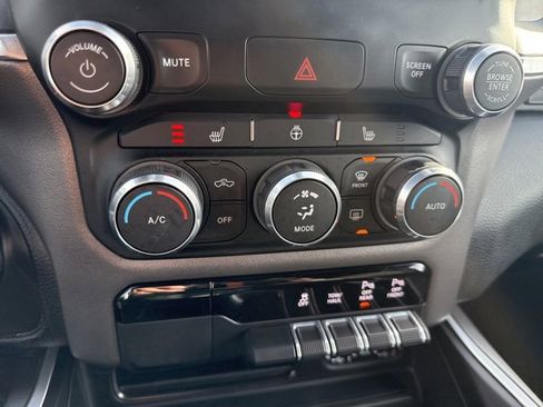 Used 2022 RAM 1500 Big Horn w/ Night Edition image 30