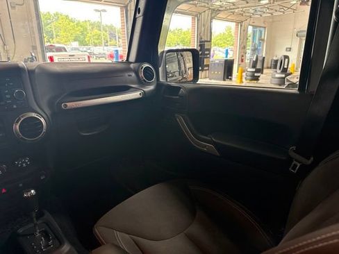 Used 2016 Jeep Wrangler Unlimited Sahara AWD/4WD image 21