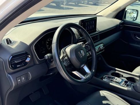 Used 2024 Honda Pilot EX-L image 12