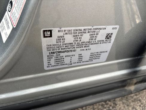 Used 2023 Buick Envision Preferred AWD/4WD image 18