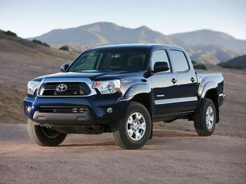 Used 2014 Toyota Tacoma PreRunner w/ Convenience Package RWD image 1