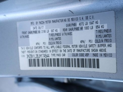Used 2018 MAZDA MAZDA3 Touring FWD image 47