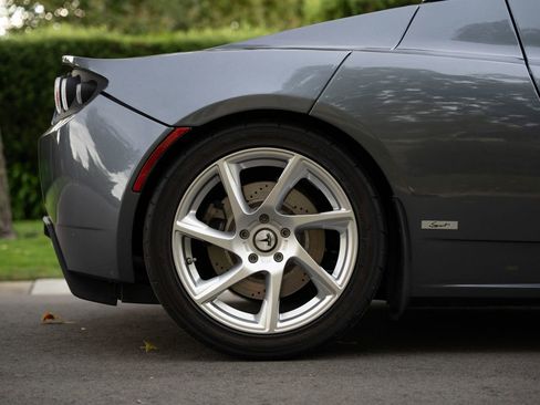 Used 2011 Tesla Roadster Sport image 59