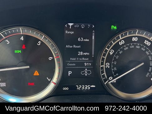 Used 2020 Lexus LX 570 4WD w/ Luxury Package image 16