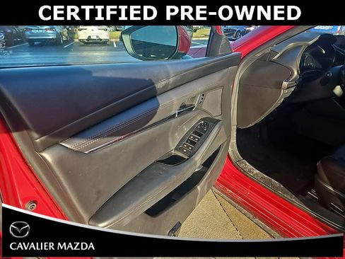 Used 2022 MAZDA MAZDA3 s image 10