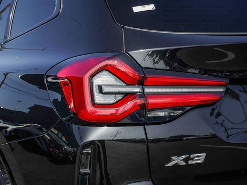 Used 2022 BMW X3 xDrive30i w/ M Sport Package 2 image 9