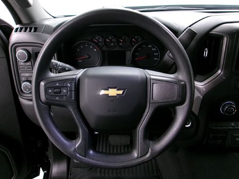 Certified 2025 Chevrolet Silverado 2500 Custom w/ Custom Convenience Package image 6