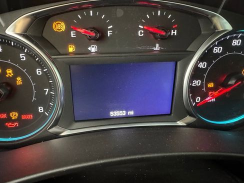Used 2022 Chevrolet Equinox LS w/ LS Convenience Package FWD image 4