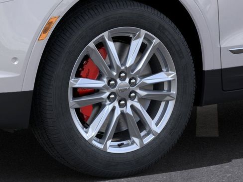 New 2025 Cadillac XT5 Sportv w/ Technology Package image 9