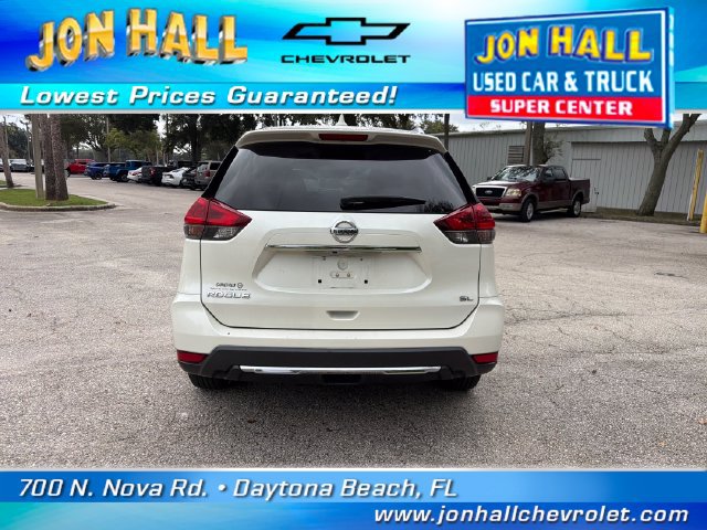Used 2018 Nissan Rogue SL w/ Premium Package FWD image 8