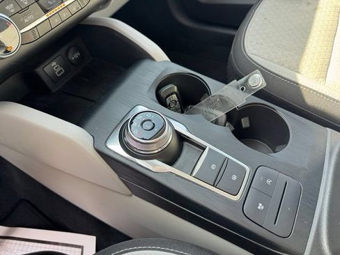 Used 2024 Ford Escape Active AWD/4WD image 18