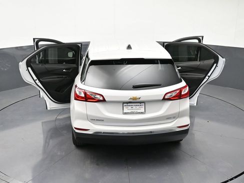 Used 2021 Chevrolet Equinox LT AWD/4WD image 36