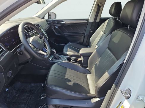 Certified 2022 Volkswagen Tiguan SE AWD/4WD image 29