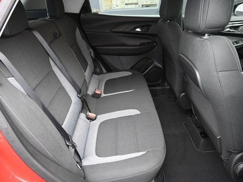 New 2026 Chevrolet TrailBlazer LT w/ Convenience Package FWD image 26