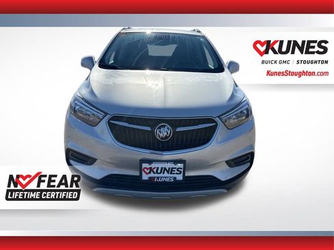 Used 2021 Buick Encore Preferred w/ Safety Package image 5