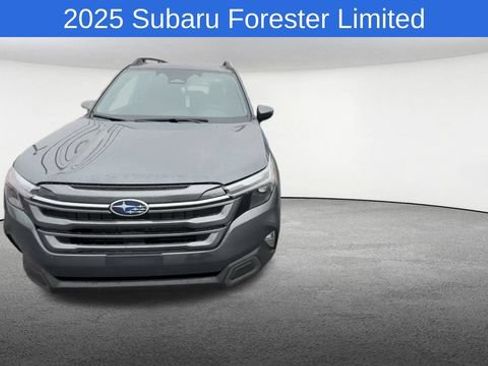 Used 2025 Subaru Forester Limited AWD/4WD image 4