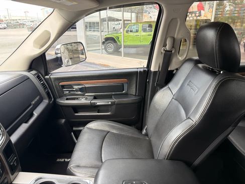 Used 2017 RAM 2500 Laramie w/ Snow Chief Group image 30